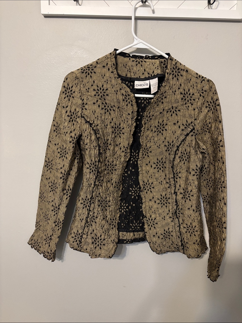 Chico's Olive Greenish tan Lace Eyelet Blazer with Black Underlay